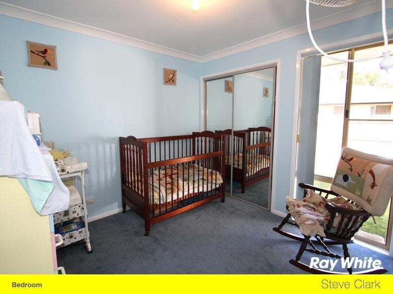 87 Crescent Avenue, Hope Island QLD 4212