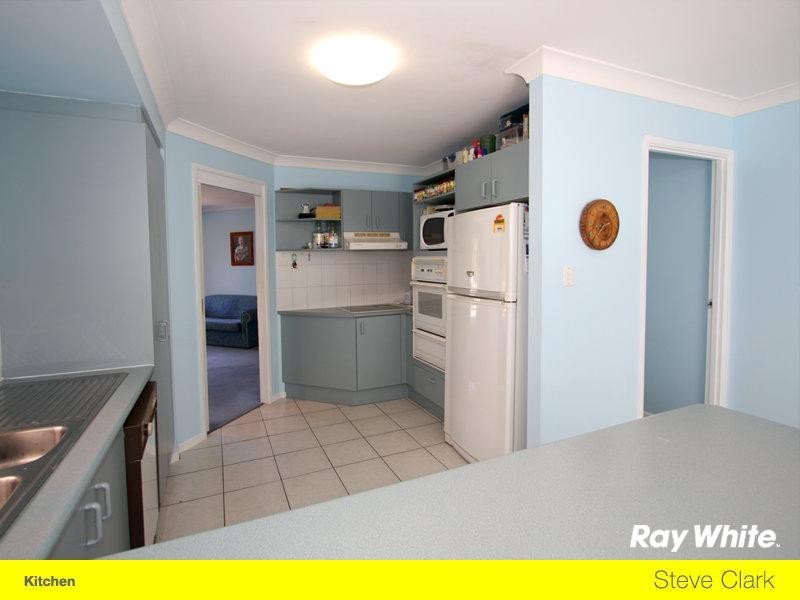 87 Crescent Avenue, Hope Island QLD 4212