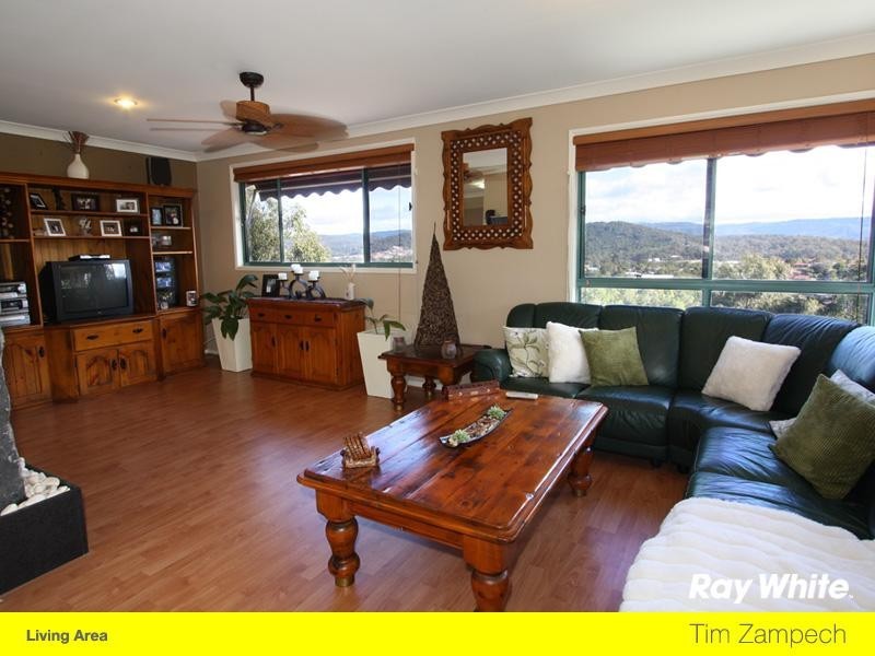 2060/6 Crestridge Crescent, Oxenford QLD 4210