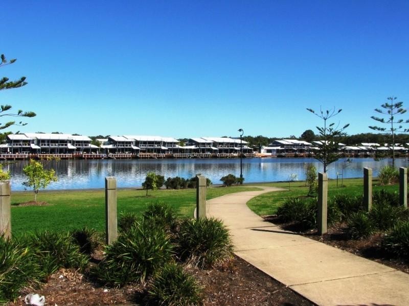 14 Manacor Place, Coombabah QLD 4216