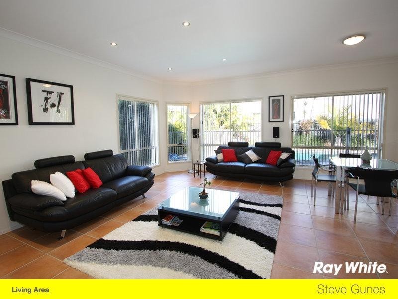 1 Lagos Court, Runaway Bay QLD 4216