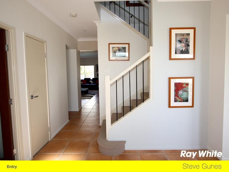 1 Lagos Court, Runaway Bay QLD 4216