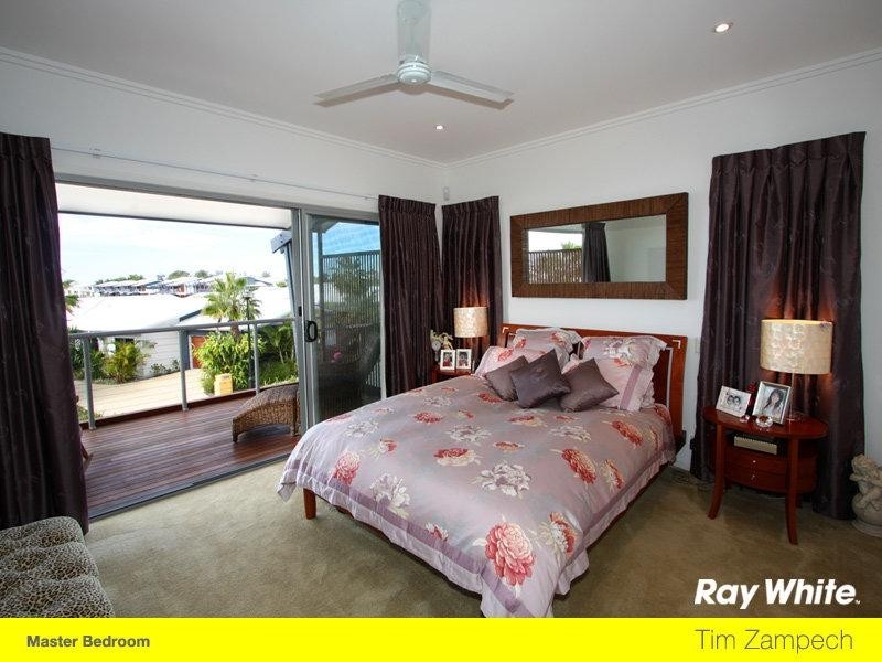51/181 Lae Drive, Runaway Bay QLD 4216