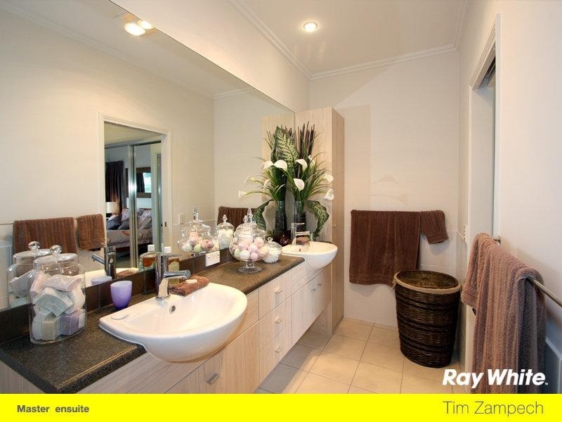 51/181 Lae Drive, Runaway Bay QLD 4216