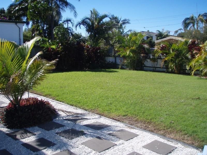 71 Ocean Street, Runaway Bay QLD 4216