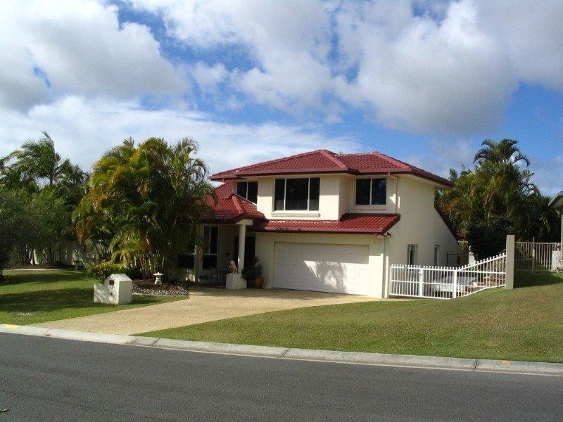 13 Fitzalan Circuit, Arundel QLD 4214