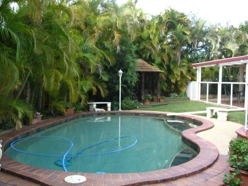 13 Fitzalan Circuit, Arundel QLD 4214