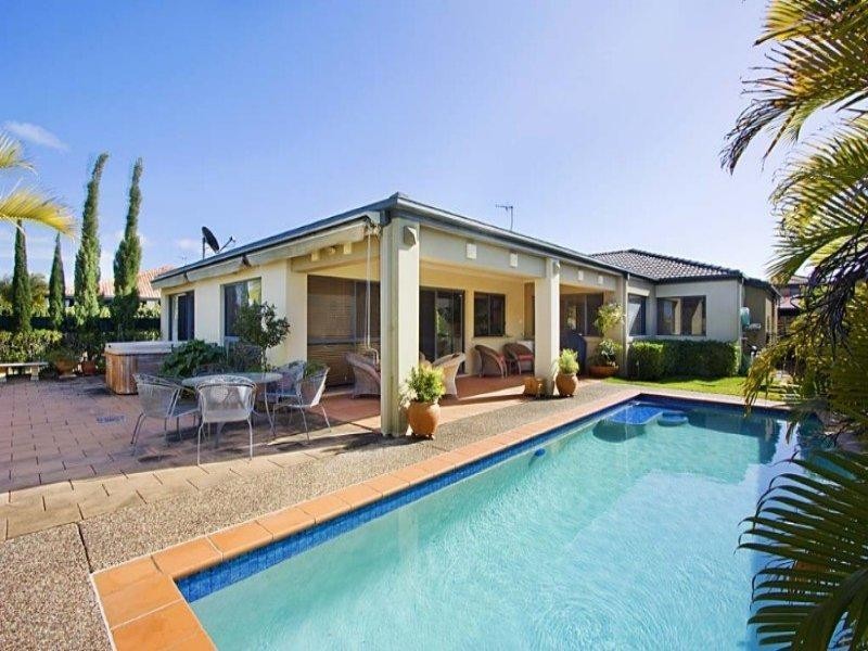 547 Oyster Cove Promenade, Hope Island QLD 4212