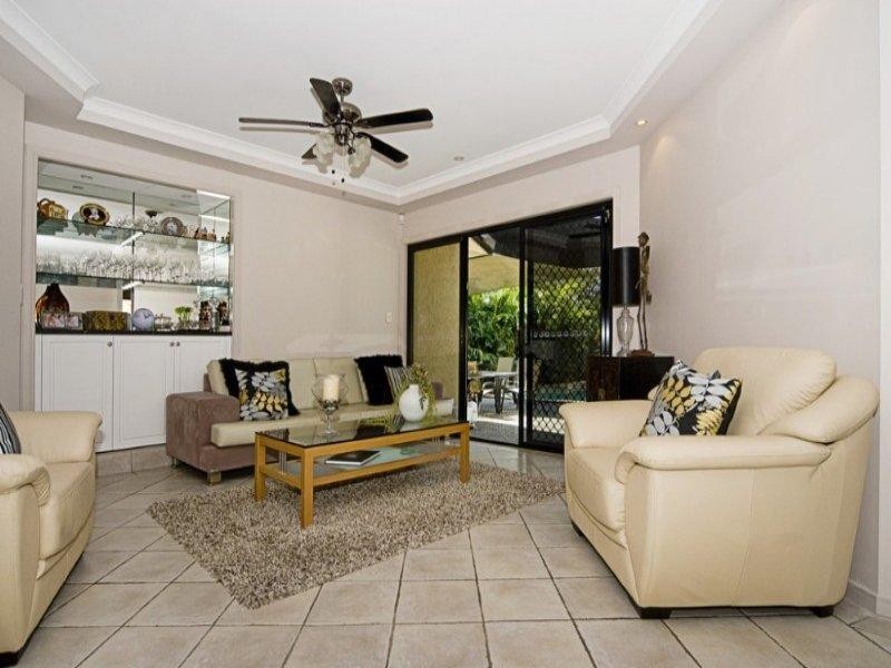 23 Hazel Court, Arundel QLD 4214
