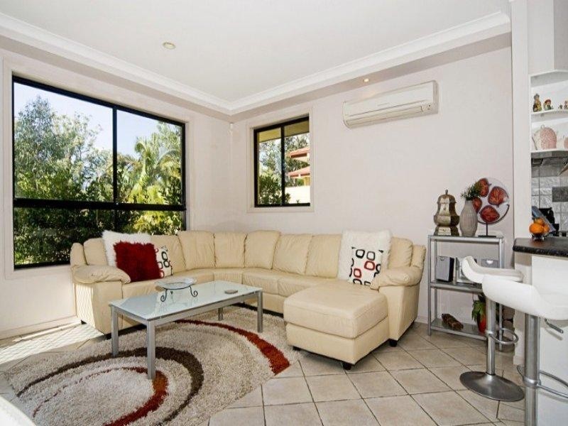 23 Hazel Court, Arundel QLD 4214