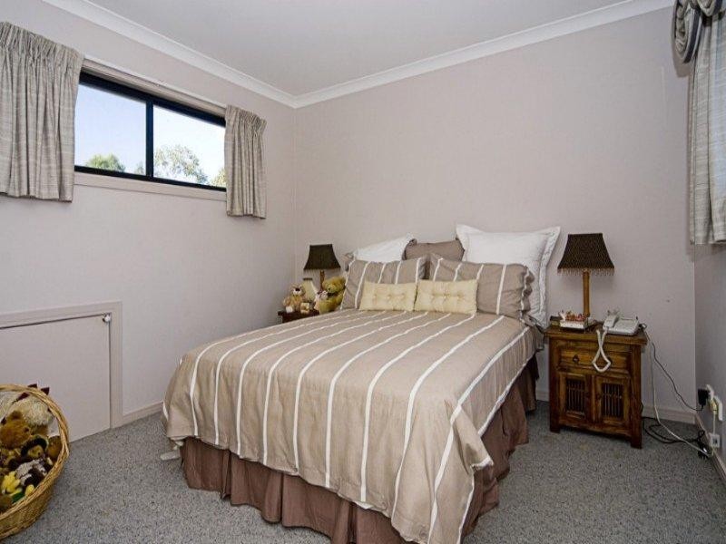 23 Hazel Court, Arundel QLD 4214