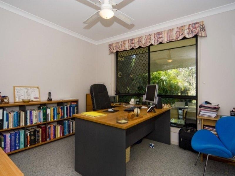 23 Hazel Court, Arundel QLD 4214