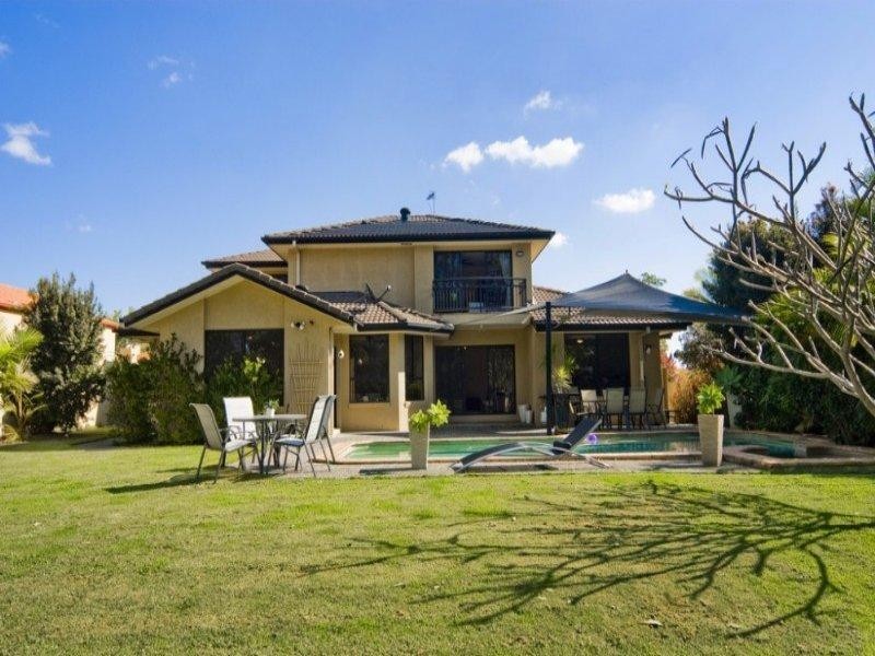 23 Hazel Court, Arundel QLD 4214