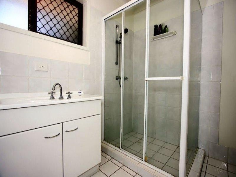 Paradise Point QLD 4216