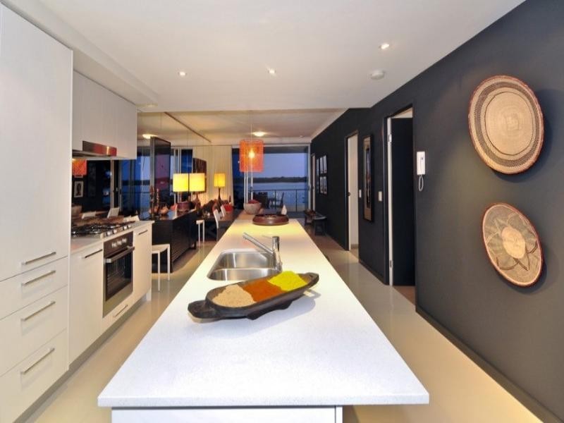 430 Marine Parade, Biggera Waters QLD 4216