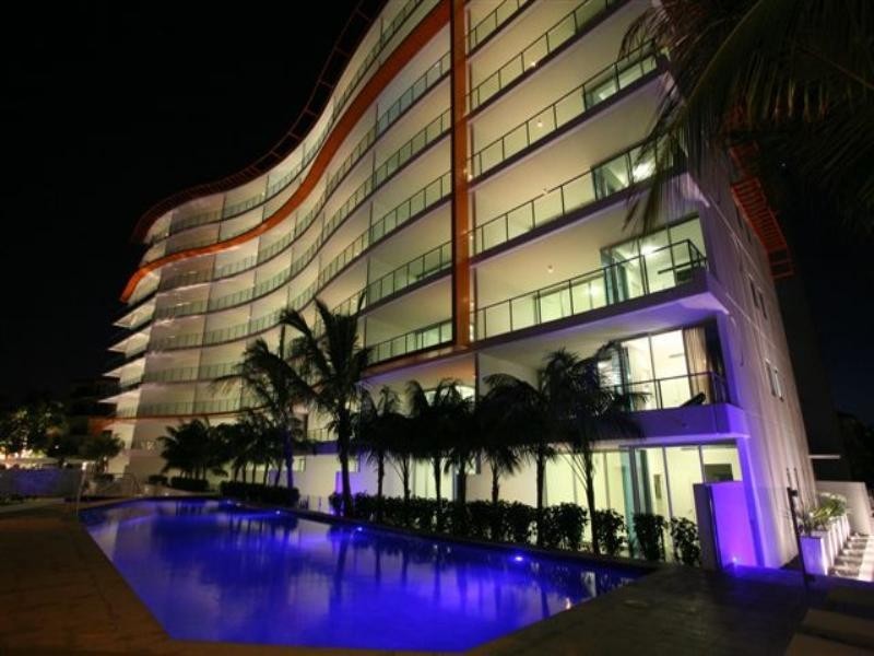 430 Marine Parade, Biggera Waters QLD 4216