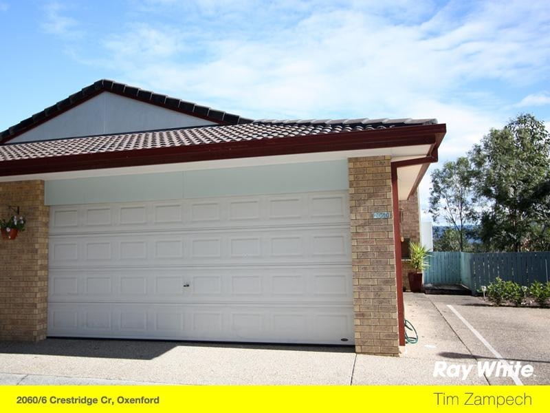 2060/6 Crestridge Crescent, Oxenford QLD 4210