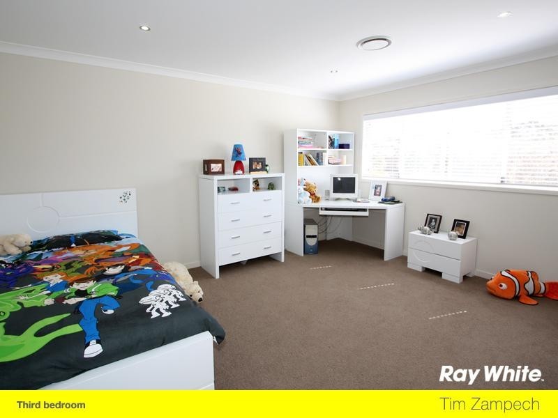 48 Compass Drive, Biggera Waters QLD 4216