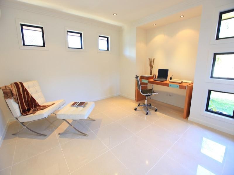 33 Sundance Way, Runaway Bay QLD 4216