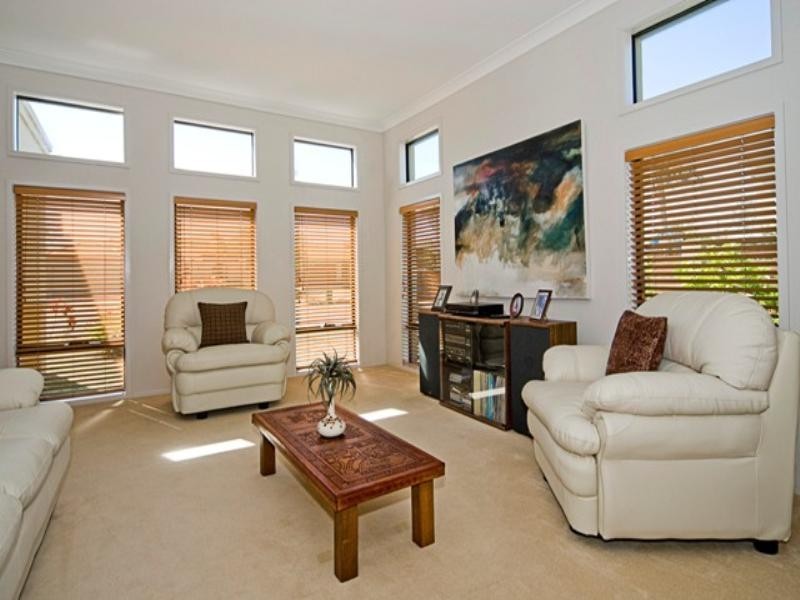 142 Lae Drive, Coombabah QLD 4216