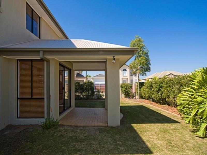 142 Lae Drive, Coombabah QLD 4216