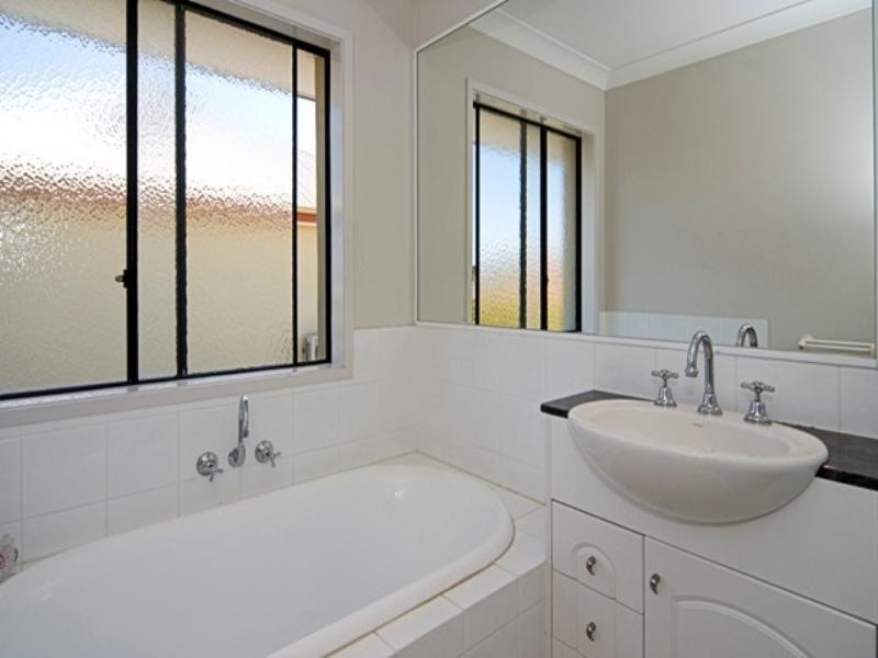 142 Lae Drive, Coombabah QLD 4216