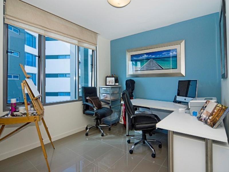 2301/438 Marine Parade, Biggera Waters QLD 4216