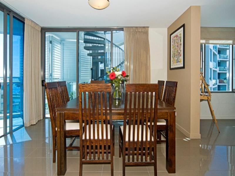 2301/438 Marine Parade, Biggera Waters QLD 4216