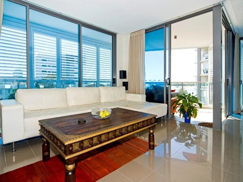 2301/438 Marine Parade, Biggera Waters QLD 4216