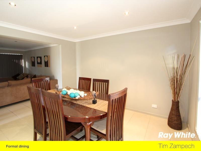 35 East Quay Drive, Biggera Waters QLD 4216
