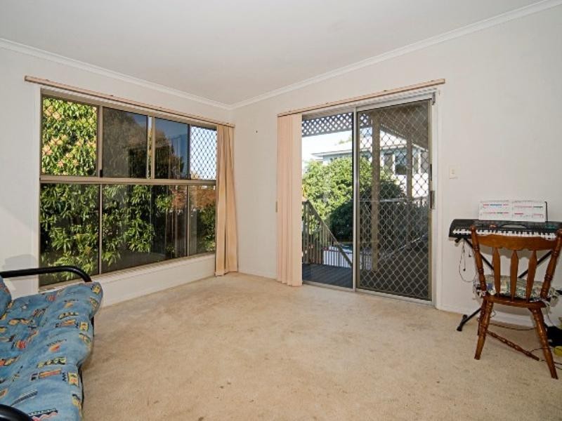 153 Bayview Street, Runaway Bay QLD 4216