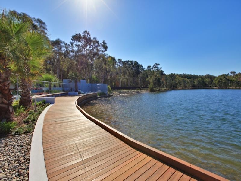 75/181 Lae Drive, Coombabah QLD 4216