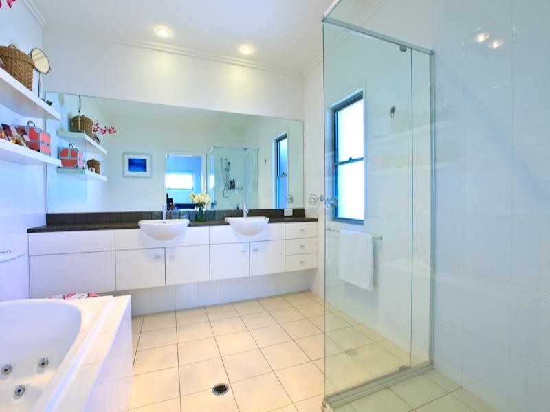 75/181 Lae Drive, Coombabah QLD 4216