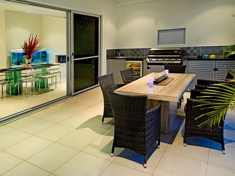 3 North Quay Drive, Biggera Waters QLD 4216