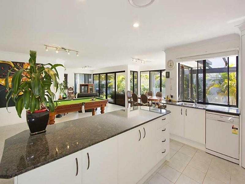 Hope Island QLD 4212
