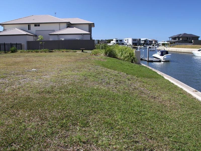 39 North Quay Drive, Biggera Waters QLD 4216