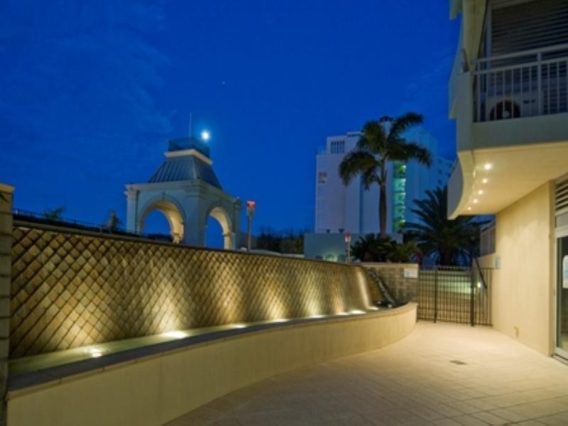 1404/352-360 The Grand Apartments, Marine Parade, Labrador QLD 4215