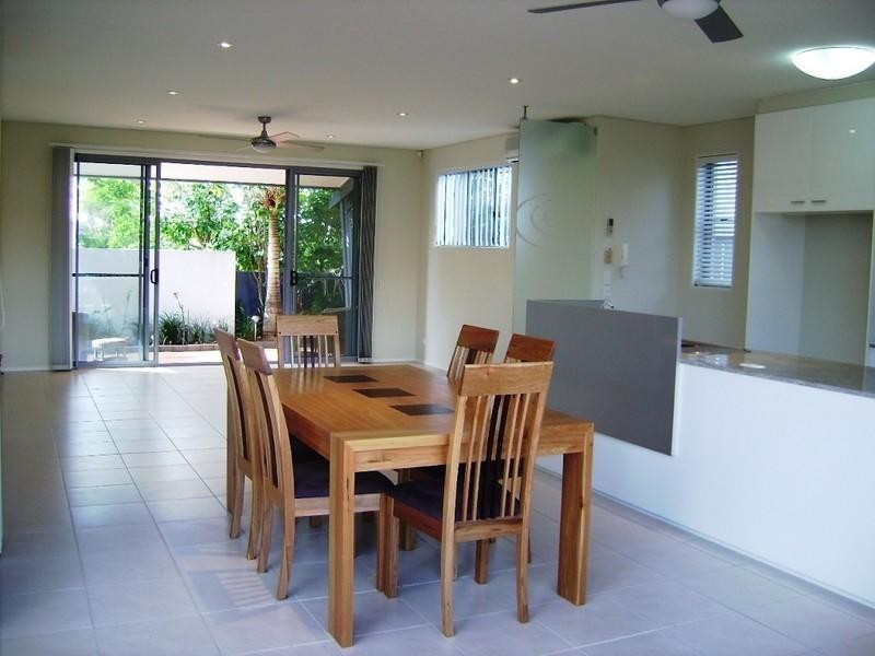 9/181 Lae Drive, Runaway Bay QLD 4216