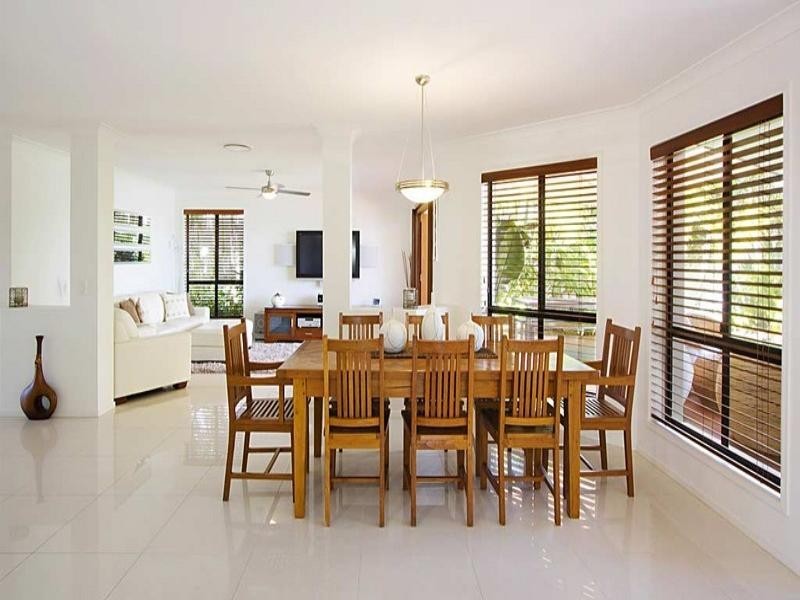 2a Champagne Boulevard, Helensvale QLD 4212