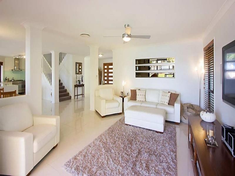 2a Champagne Boulevard, Helensvale QLD 4212