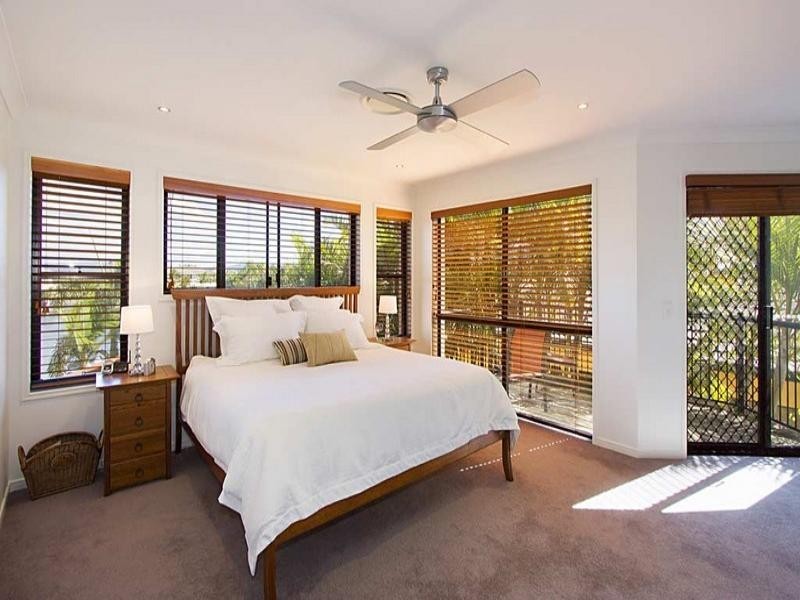 2a Champagne Boulevard, Helensvale QLD 4212