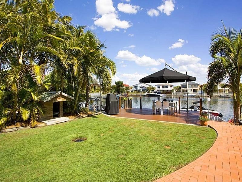 2a Champagne Boulevard, Helensvale QLD 4212