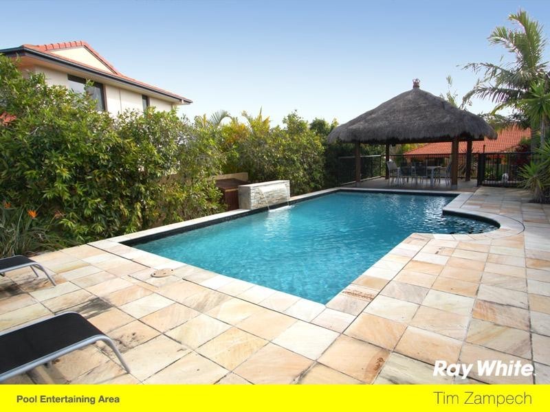 12 Orpington Court, Arundel QLD 4214