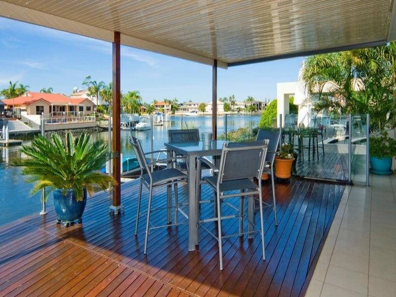 6 The Yardarm, Runaway Bay QLD 4216