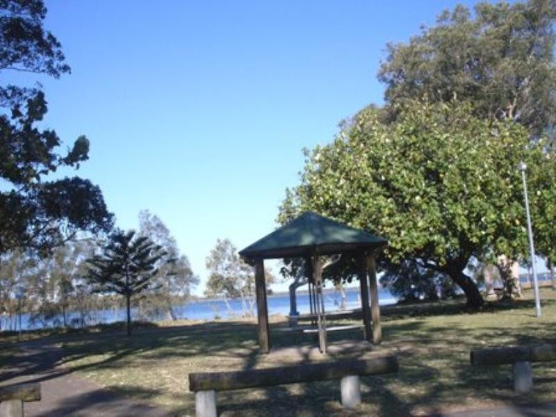 Paradise Point QLD 4216