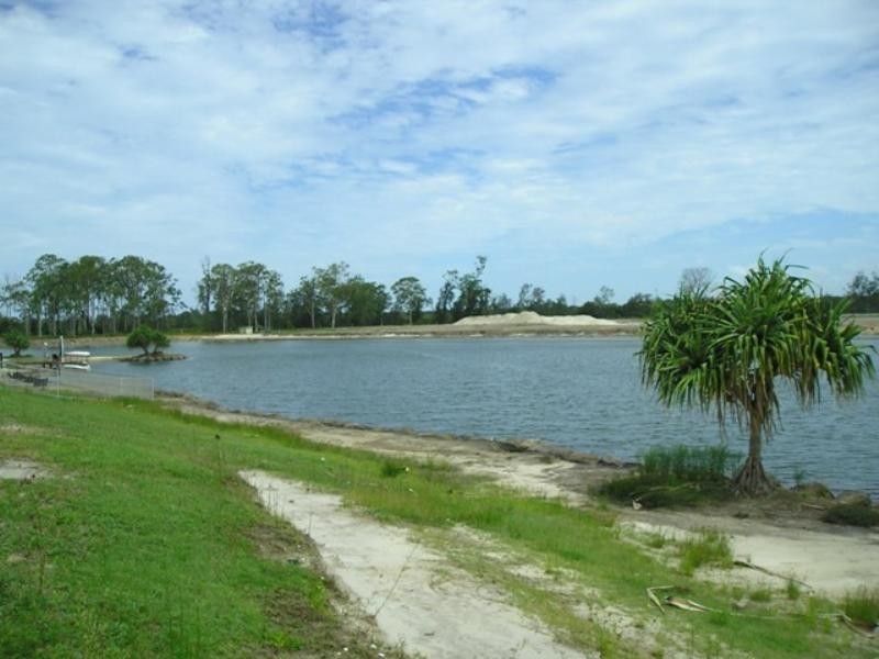 Lot 250 Pearl Beach Drive, Hope Island QLD 4212