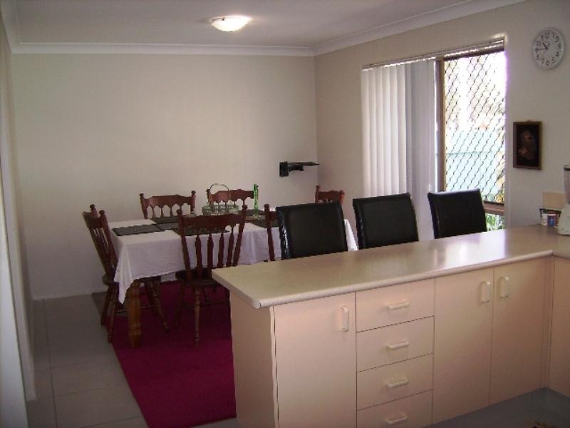 2/421 Oxley Drive, Runaway Bay QLD 4216