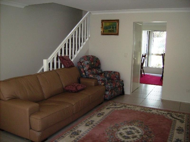 2/421 Oxley Drive, Runaway Bay QLD 4216