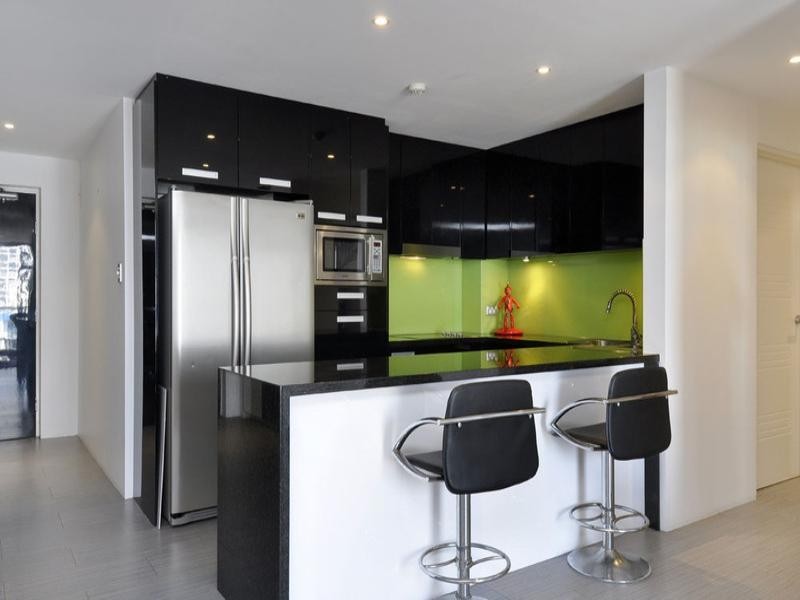 16G Beachpoint 3277 Gold Coast Highway, Surfers Paradise QLD 4217