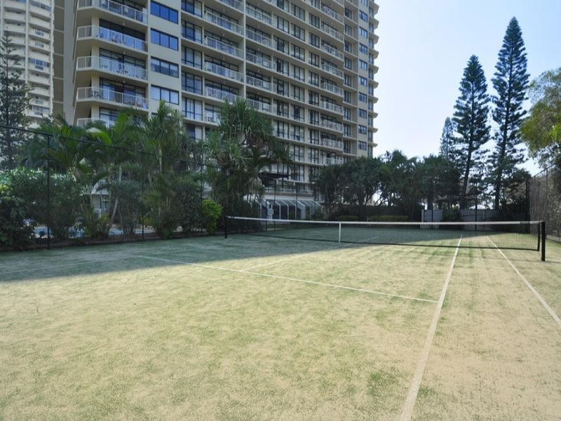 16G Beachpoint 3277 Gold Coast Highway, Surfers Paradise QLD 4217